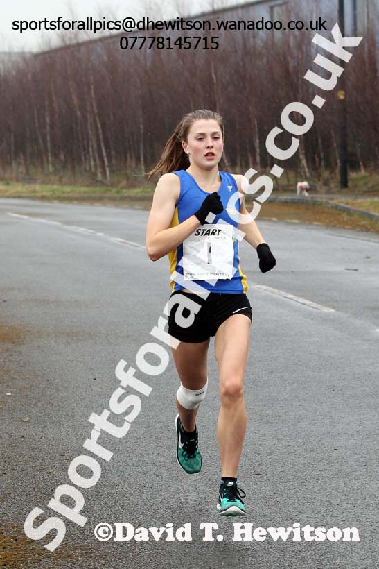 Womens relay, Elswick Harriers Relays, Newburn, Newcastle. Photo: David T. Hewitson/Sports for All Pics